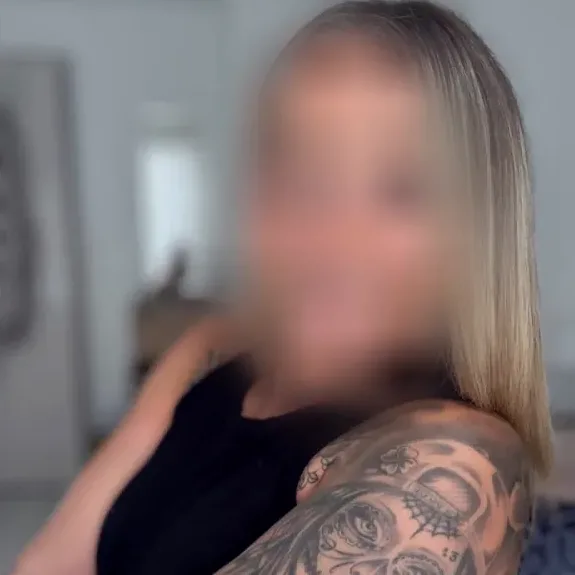 Asta, 36