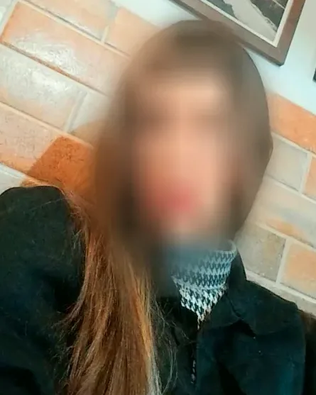 Karla, 25