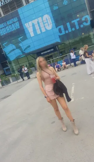 Milica, 28