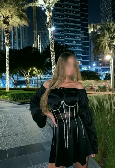 Selma, 40