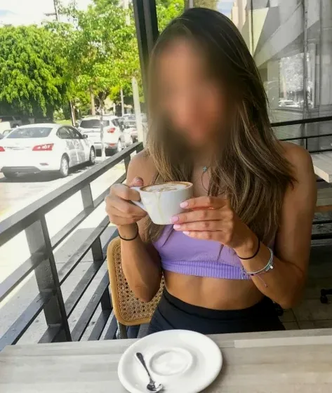 Victoria, 32